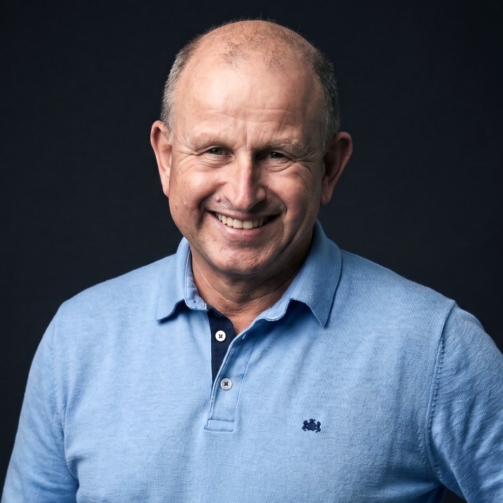 Simon Rhind-Tutt
